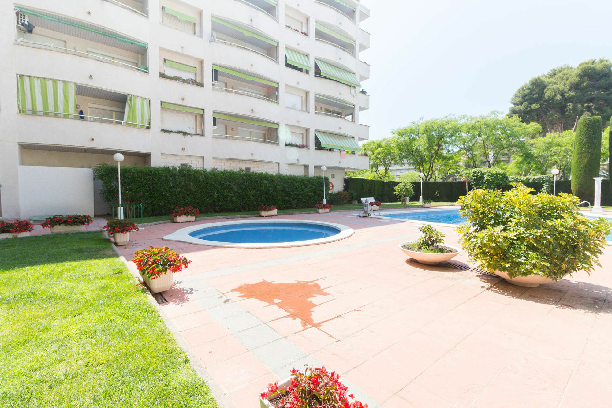 Costa Daurada Apartaments - Marathon I Салоу Экстерьер фото